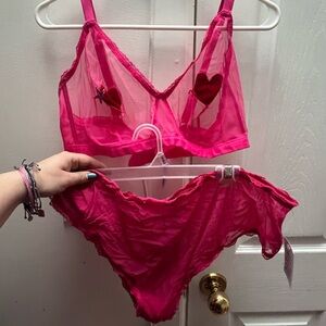 SAVAGE X FENTY 2019 VALENTINES